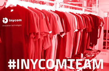 Déjanos tu CV y llévate una camiseta #INYCOMTEAM en la Feria de Empleo de la Universidad de Zaragoza 